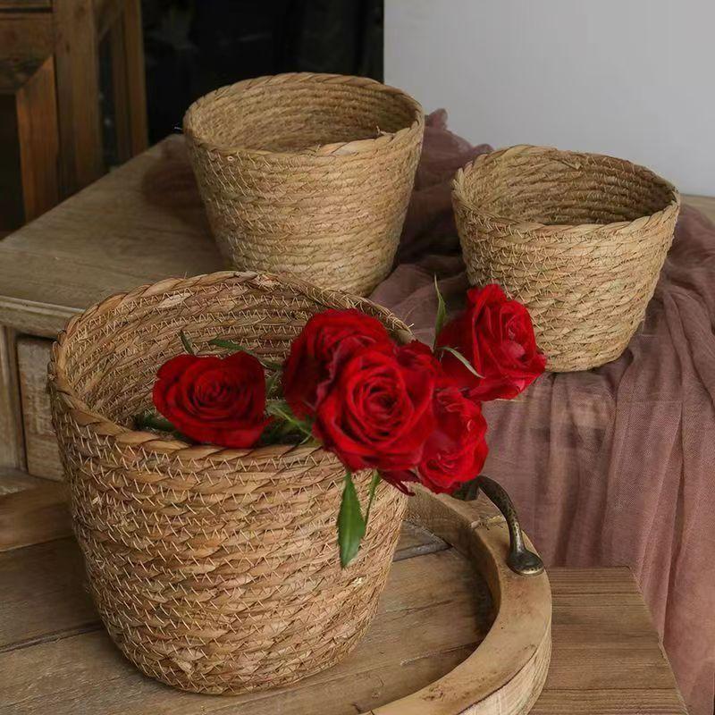 Rattan Plant Basket - กระถางดอกไม้หวาย กระถางหญ้าฟาง สำหรับสวนระเบียง ตกแต่งด้วยงานสานมือธรรมชาติสำหรับระเบียงและลานบ้าน